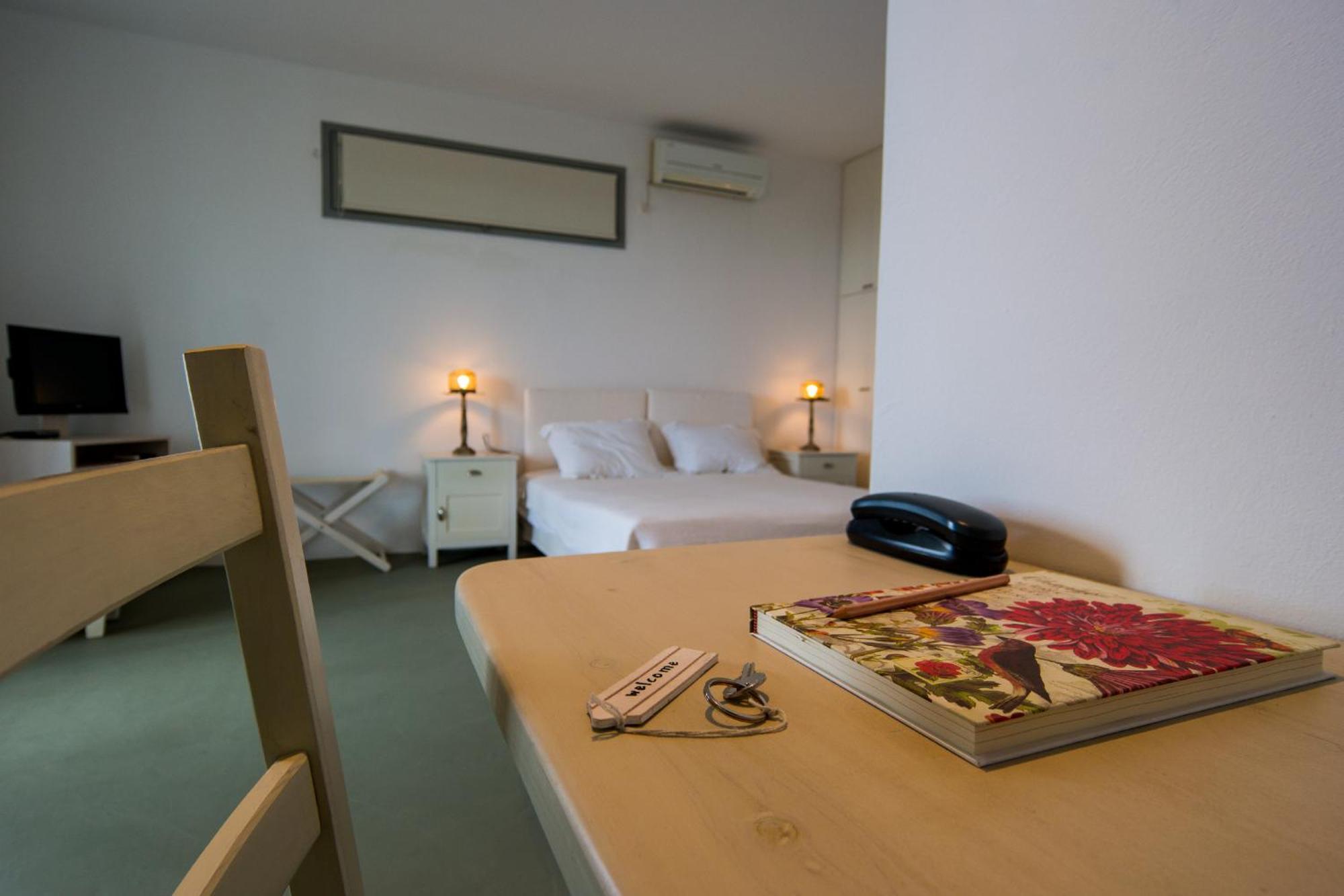 Celini Suites Hotel Marmari  Pokój zdjęcie