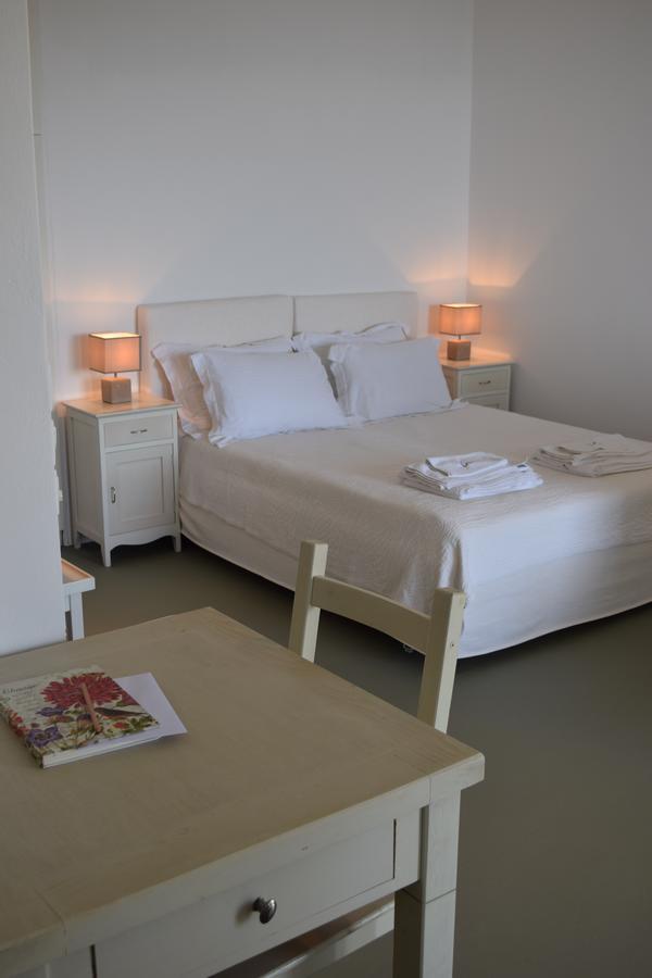 Celini Suites Hotel Marmari  Pokój zdjęcie